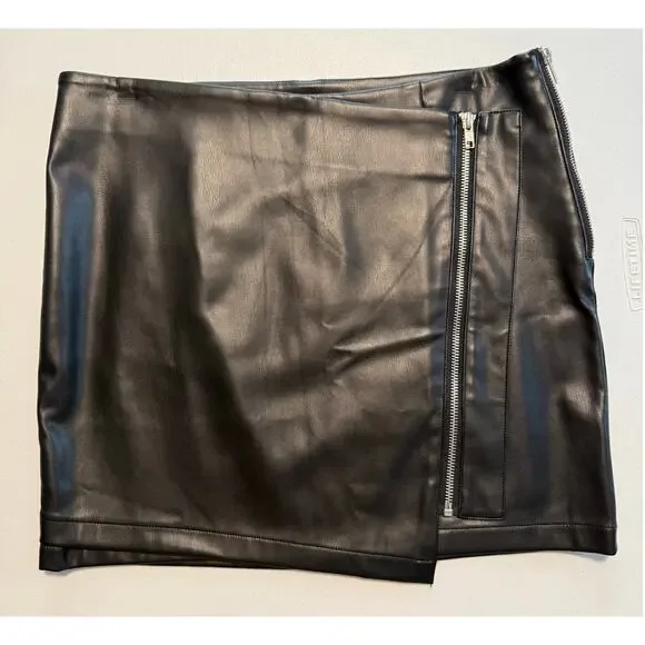 Lulus Tough Stuff Black Vegan Leather Skirts Size Medium - Picture 3 of 10